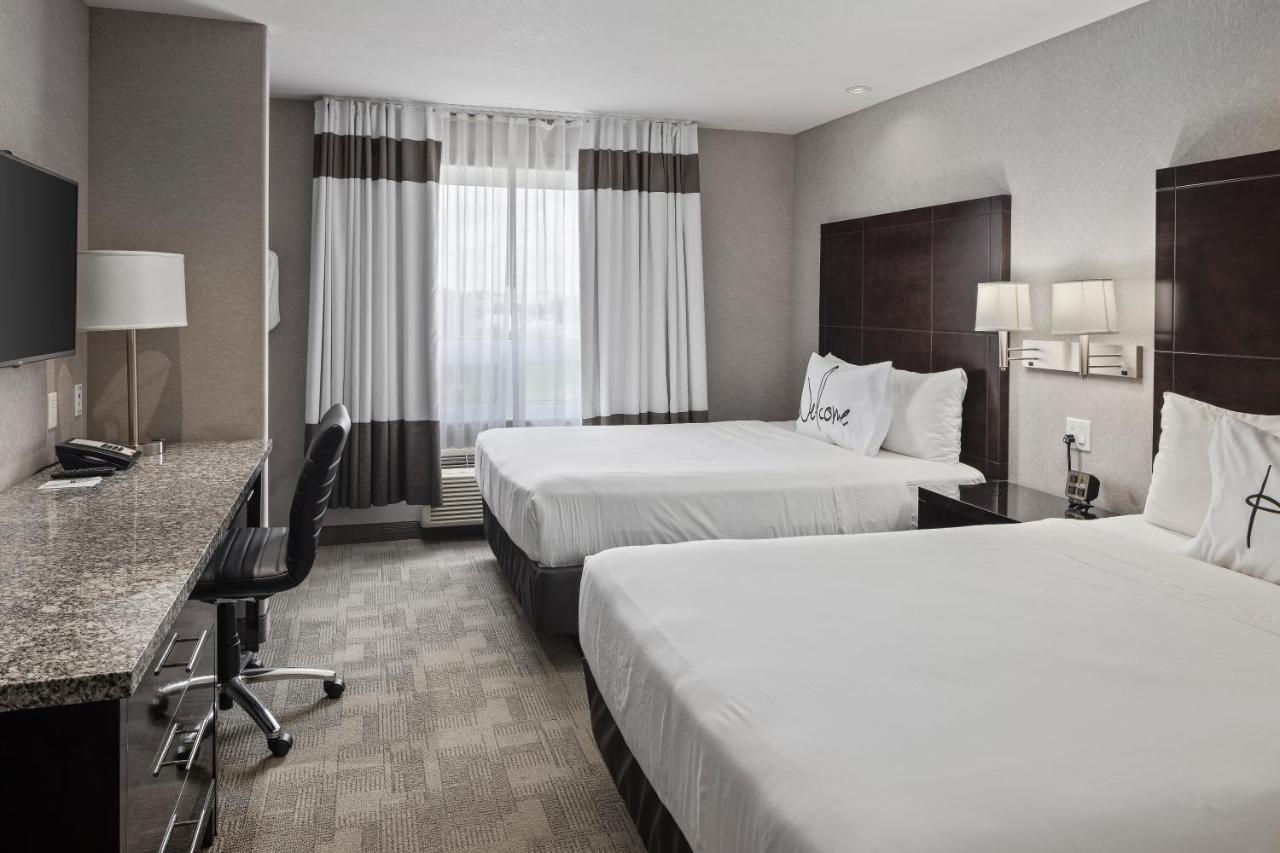 Home Inn & Suites Regina Airport Ngoại thất bức ảnh