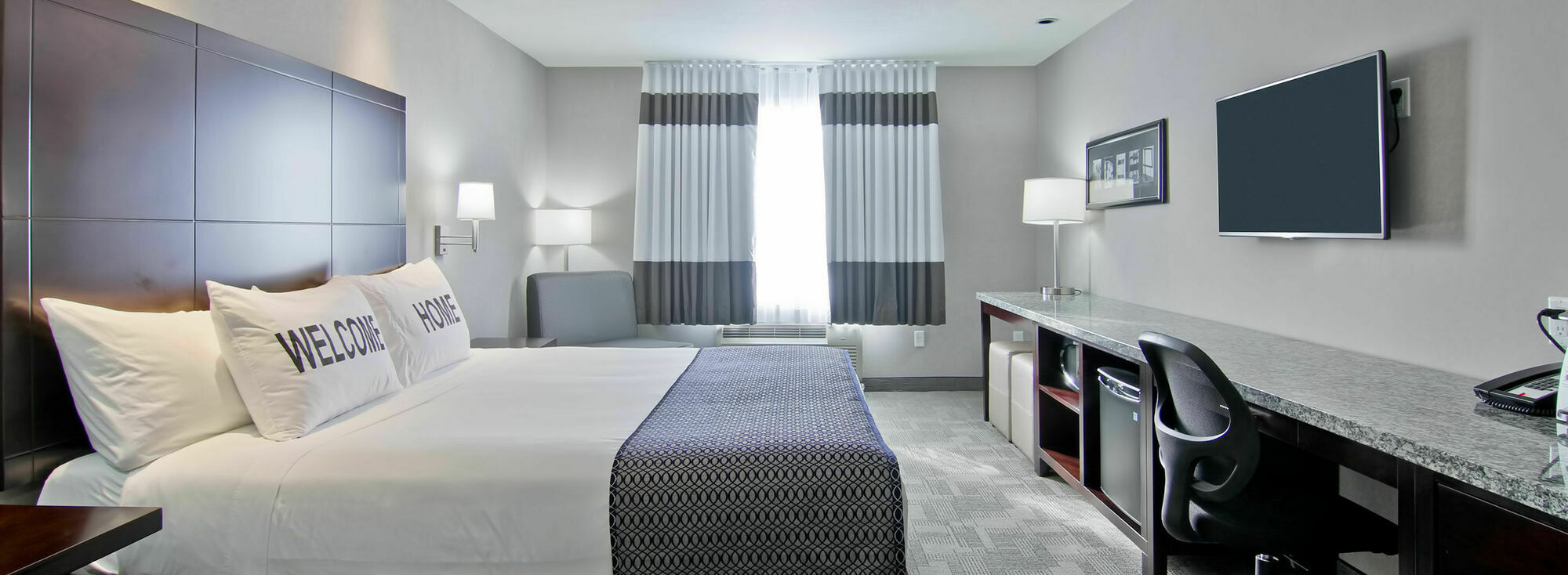Home Inn & Suites Regina Airport Ngoại thất bức ảnh